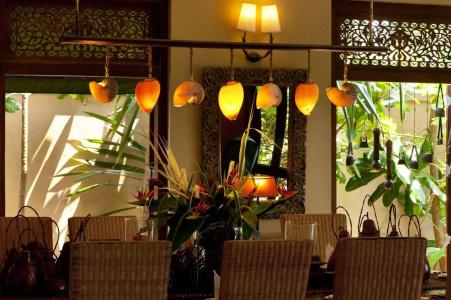 Reef Villa and Spa - 9