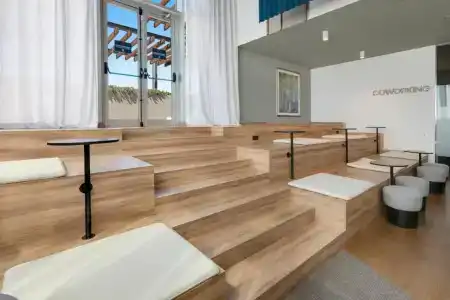 B&B Barcelona Viladecans - 4