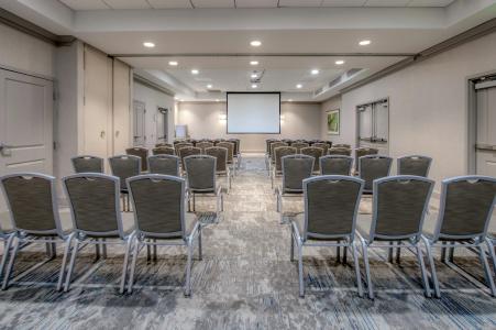 Hilton Garden Inn Southpoint - 40
