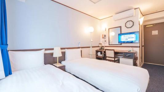 Toyoko Inn Shin-Osaka-eki Higashi-guchi - 30