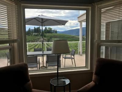 D'Angelo Winery Farm House - 16