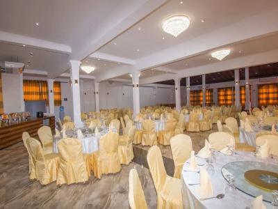 OYO 240 Grand Highway Resort - 25