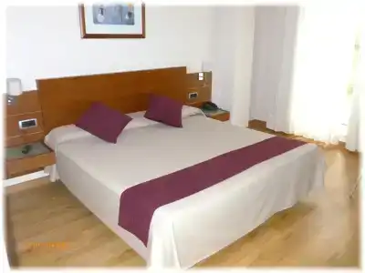Duerming Longoria Plaza - 3
