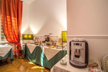 Roma In Una Stanza Guesthouse - 19