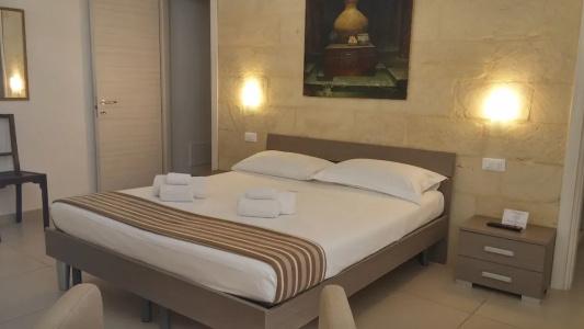 Up Room&Suite - 12