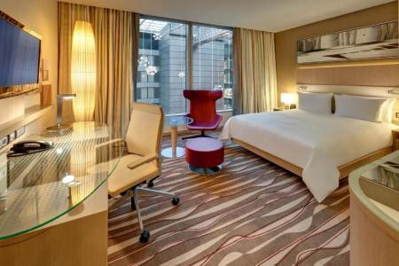 Hilton Frankfurt Airport - 40