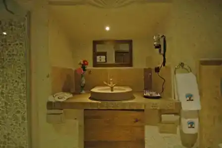 Phocas Cave Suites - 23
