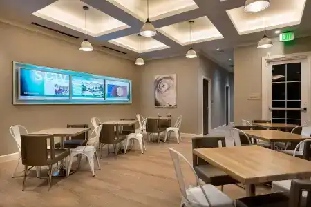 SpringHill Suites by Marriott - 21