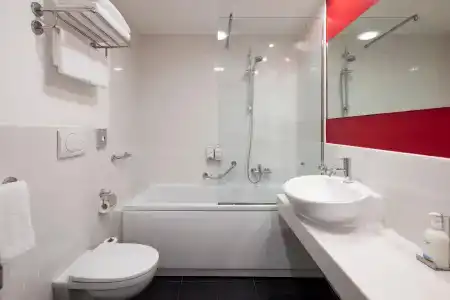 Holiday Inn Genoa City, An Ihg - 6