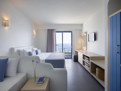 Lindia Thalassa - 4