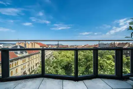 Up Budapest - 44