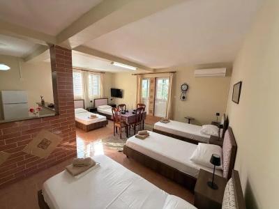 Shkodra Hostel - 17