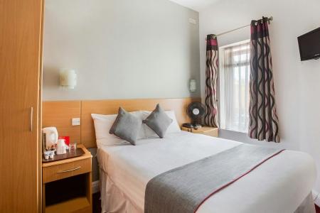 Oyo London Guest House - 33