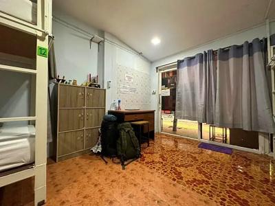 Hangover Hostel - 1