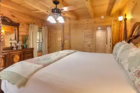 RiverStone Resort & Spa - 74