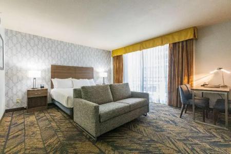 Best Western Plus Bayside Inn - 81