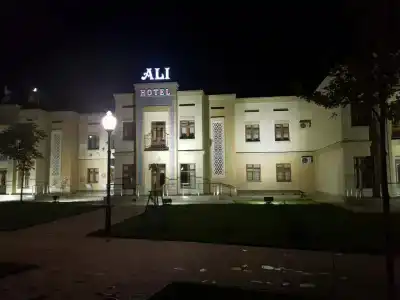 Ali - 1