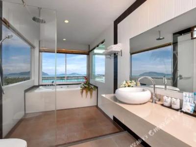 The View Rawada Phuket - 55