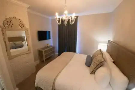 Serenity Inn - 107