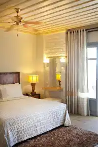Porto Kea Suites - 44