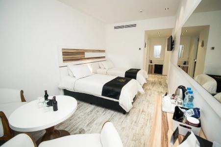 The Ciao Stelio Deluxe (Adults Only) - 38