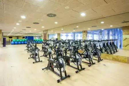 Grupotel Playa de Palma Suites & Spa - 17