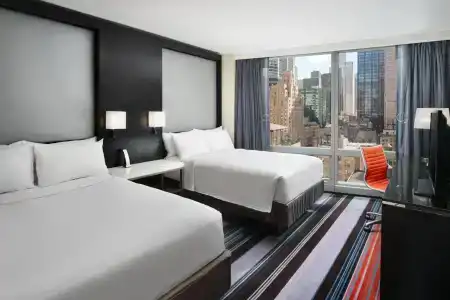 Courtyard by Marriott New York Manhattan/Central Park - 4
