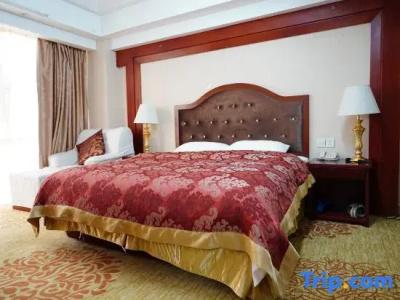 Nanjing Grand - 114