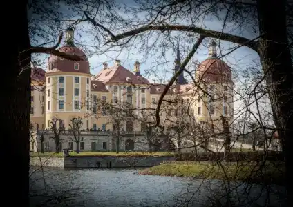 West An Der säChsischen Weinstrasse - 11