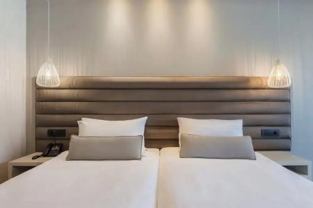 Alexandra Beach Resort & Spa - 72