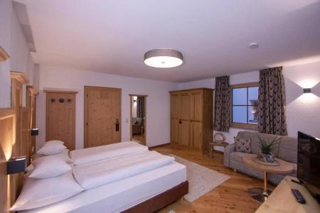 SIMPLE but EXCELLENT - 91