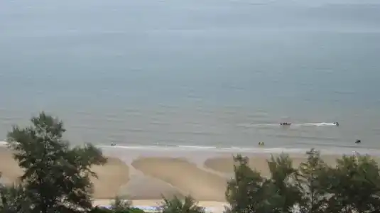 Golden Beach Cha-Am - 28
