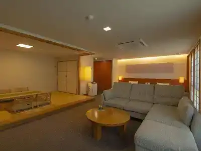 Shimoda Central - 11