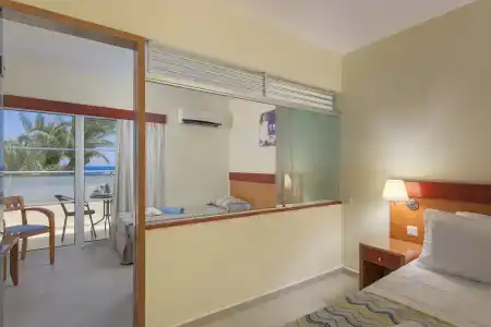 Avra Beach Resort - 2