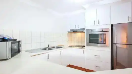 Mari Court - 53