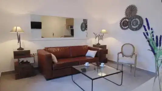 Refresh Boutique - 202