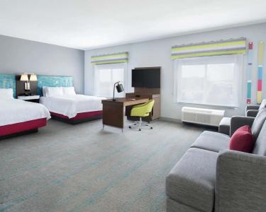 Hampton Inn & Suites - 50