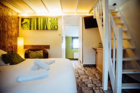 Le Dauphin Les Loges - 25