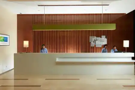 Holiday Inn Express Luoyang City Center - 23