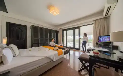 White Mansion 白色公馆 - 4