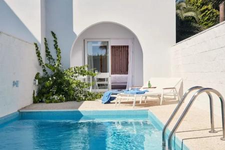 So White Club Resort - 93