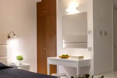 Papantonia Apts - 25