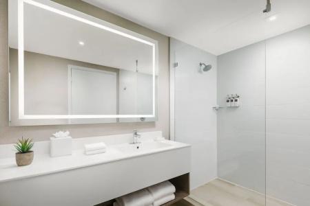 The Altair Bay Harbor - 27