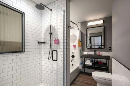 Moxy Nashville Vanderbilt Area - 20
