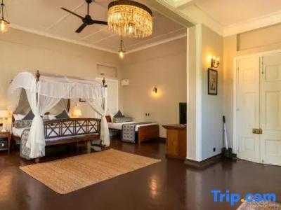 Castle Hill Bungalow - 71