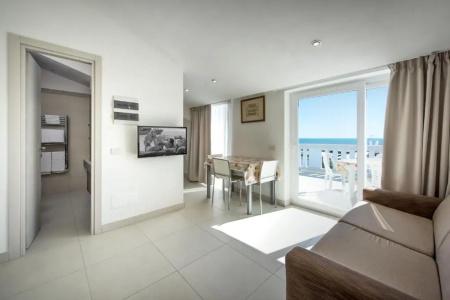 Capri & Residence - 3