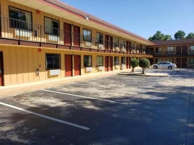 Super 7 Inn - 1