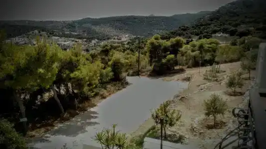 Pefkides Aegina Boutique - 39