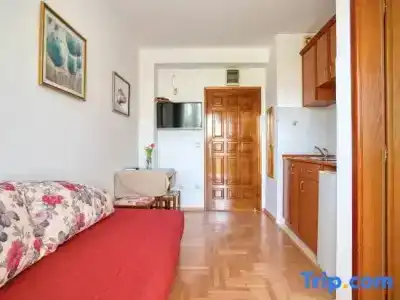 Elena - 181