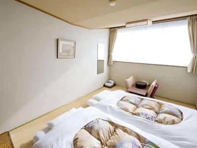 Kaminarimon Ryokan - 5